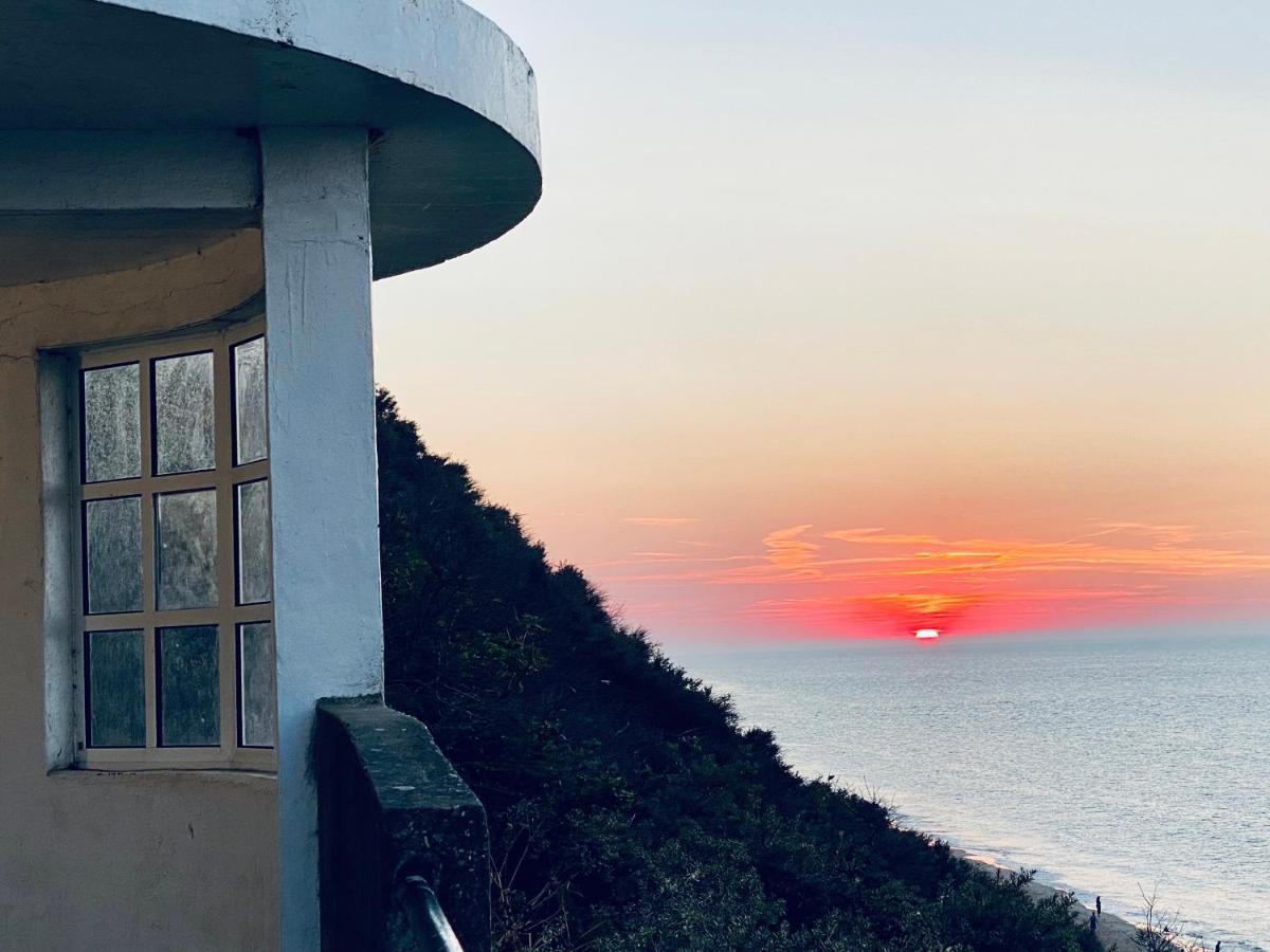 Вилла Coast House Cromer - Sleeps 15, Hot Tub, Sea Views Экстерьер фото